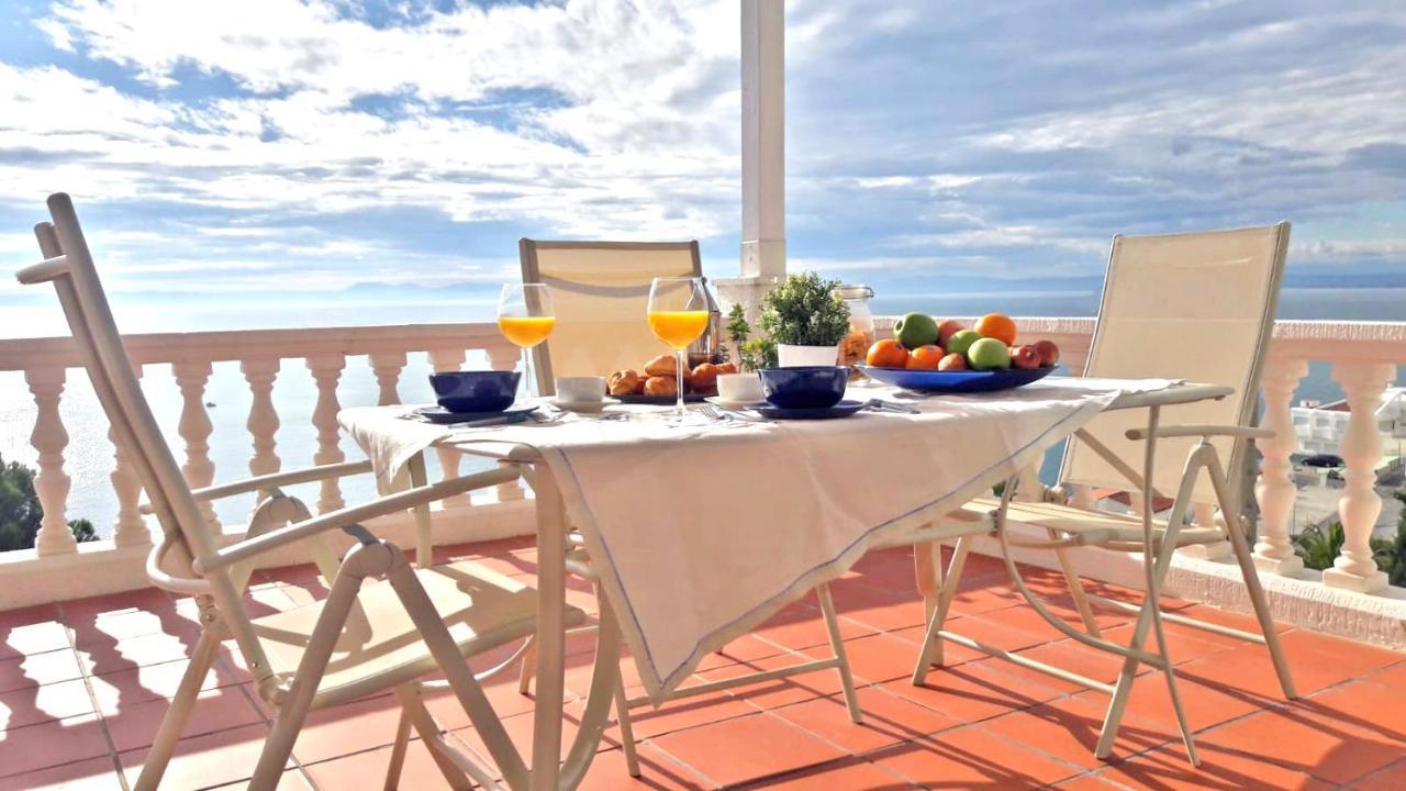Amazing Seaview Apartment With Terrace & Parking - Casa Artevida Roses Exterior photo